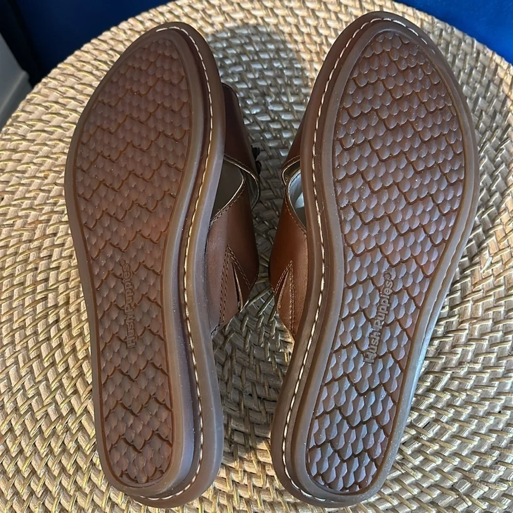 NWOT Women’s Hush Puppies Olive Xband Leather Slide Sandals Size 8